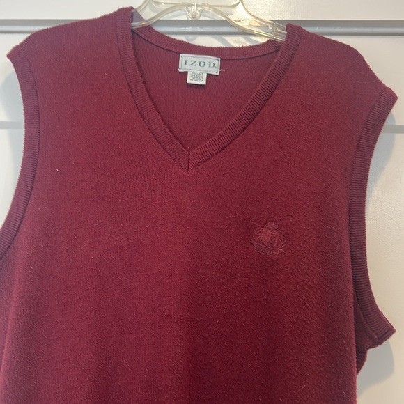 IZOD Men's Burgundy Sweater Vest size tall-XLT. - Picture 2 of 7